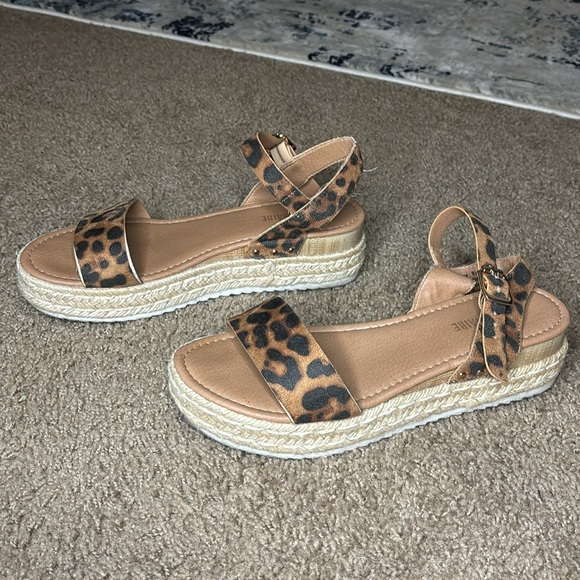 Cushionaire platform espadrille - Picture 3 of 5